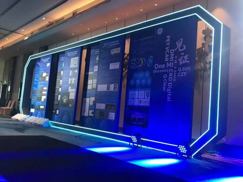 阜新广告制作厂家 灯箱招牌与喷绘招牌的专业选择